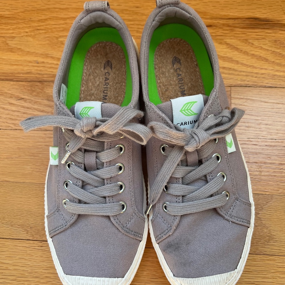 Cariuma Taupe/Khaki Canvas Sneakers-Size 8.5 Women's